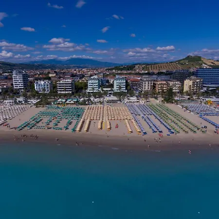 Appart hôtel Michelangelo San Benedetto del Tronto