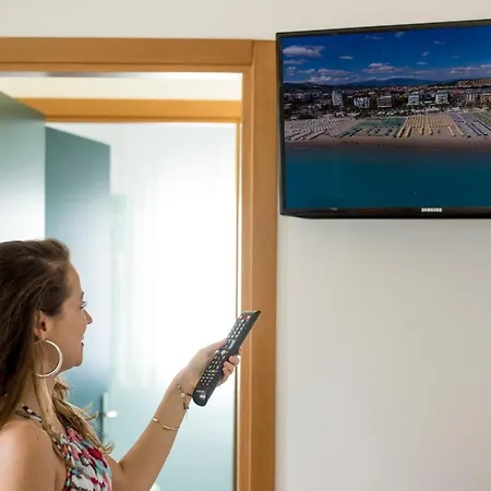 公寓式酒店 Michelangelo 圣贝内代托-德尔特龙托